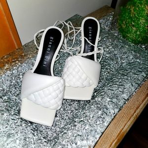 Gianni Bini strap heels